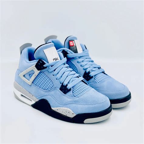 Nike Air Jordan 4 günstig online kaufen 